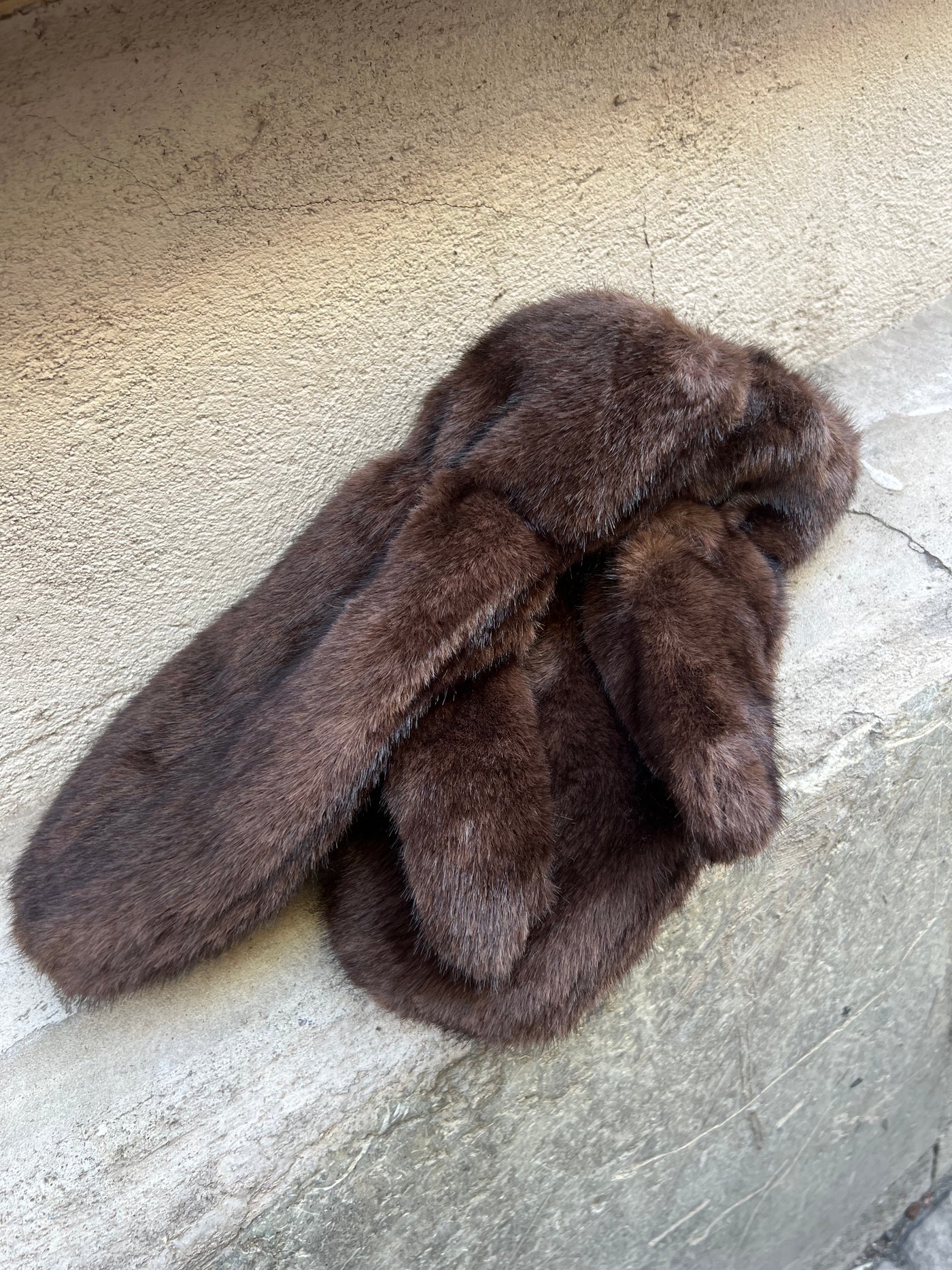 Pälsvante modell brun